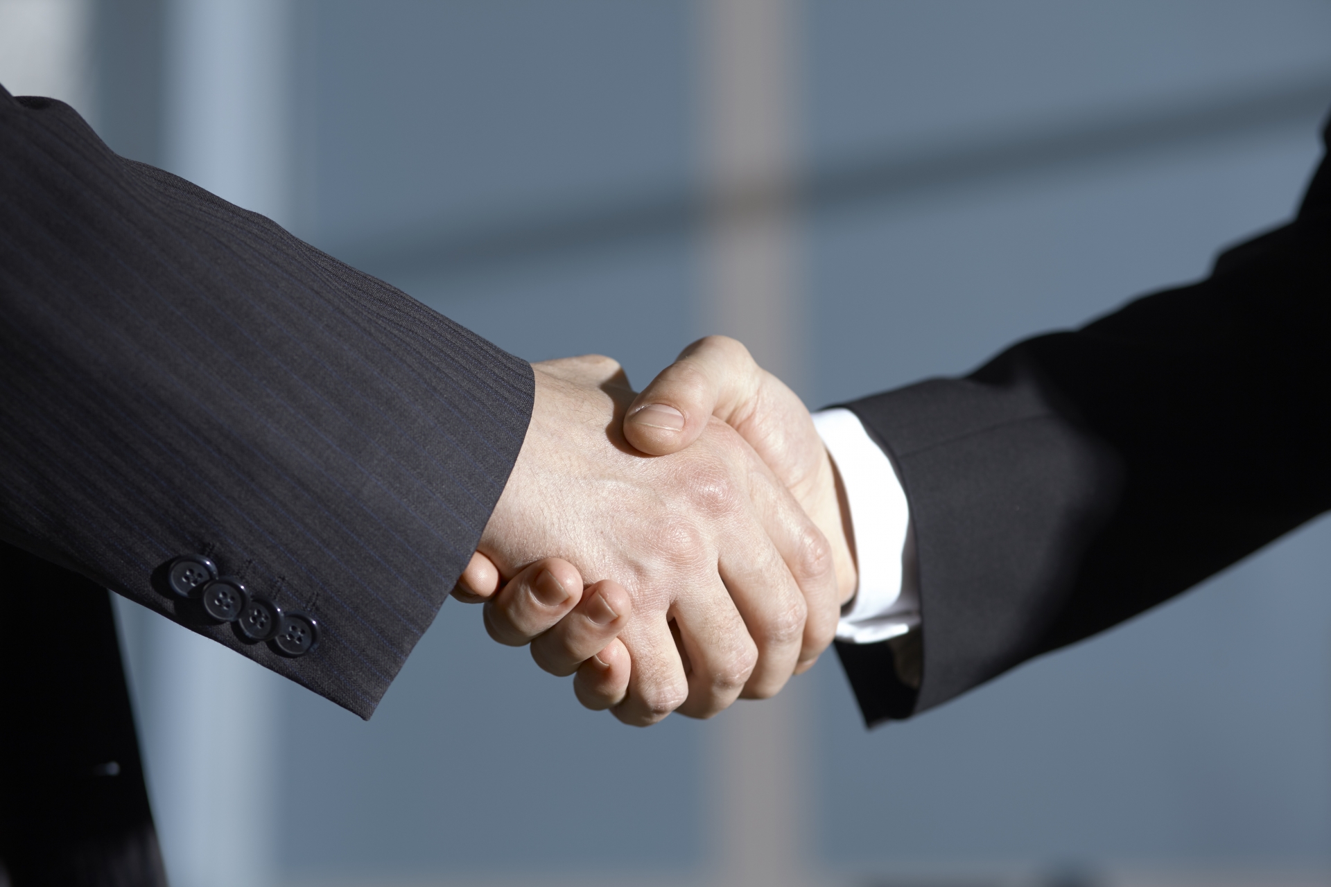 空調機器の熱交換機器・ステンレスフィン・フィン差込機設計・製造の特機工業有限会社